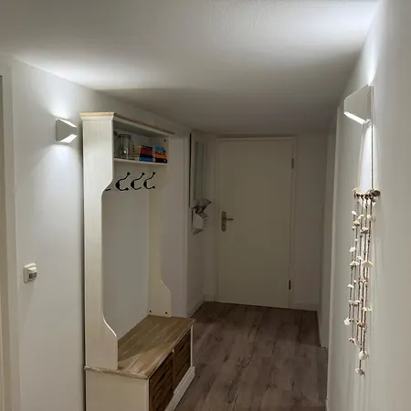 Apartment Im Souterrain Rostock Exterior photo